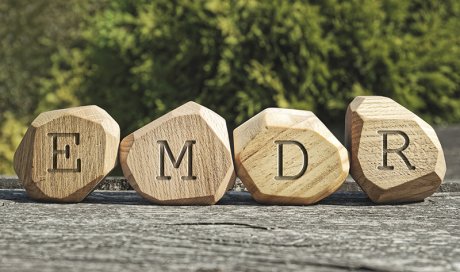 Dépression ou état dépressif : l'hypnose et l'EMDR Mosaic peuvent vous redonner du mouvement, de l'envie..- Irène Melet à Carpentras